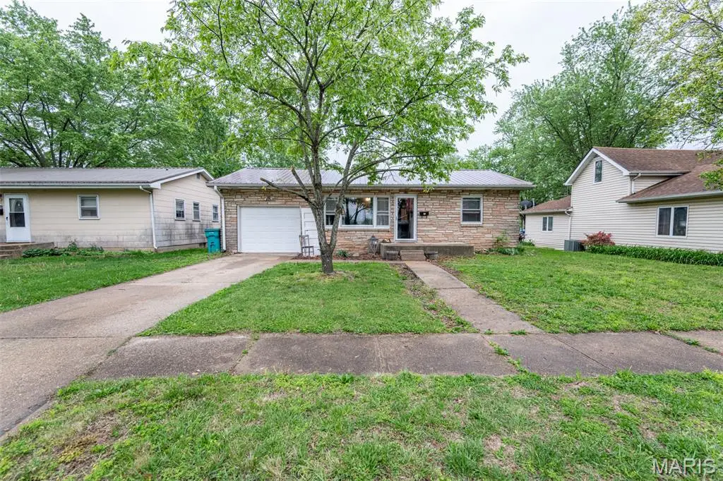 510 W Franklin Avenue, Owensville, MO 65066 - #1