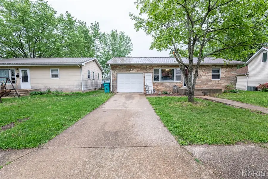 510 W Franklin Avenue, Owensville, MO 65066 - #2