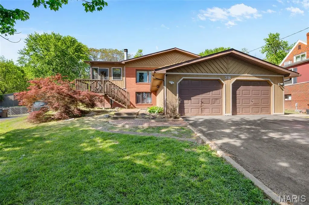 38 W Woodland Drive, East Alton, IL 62024 - #1