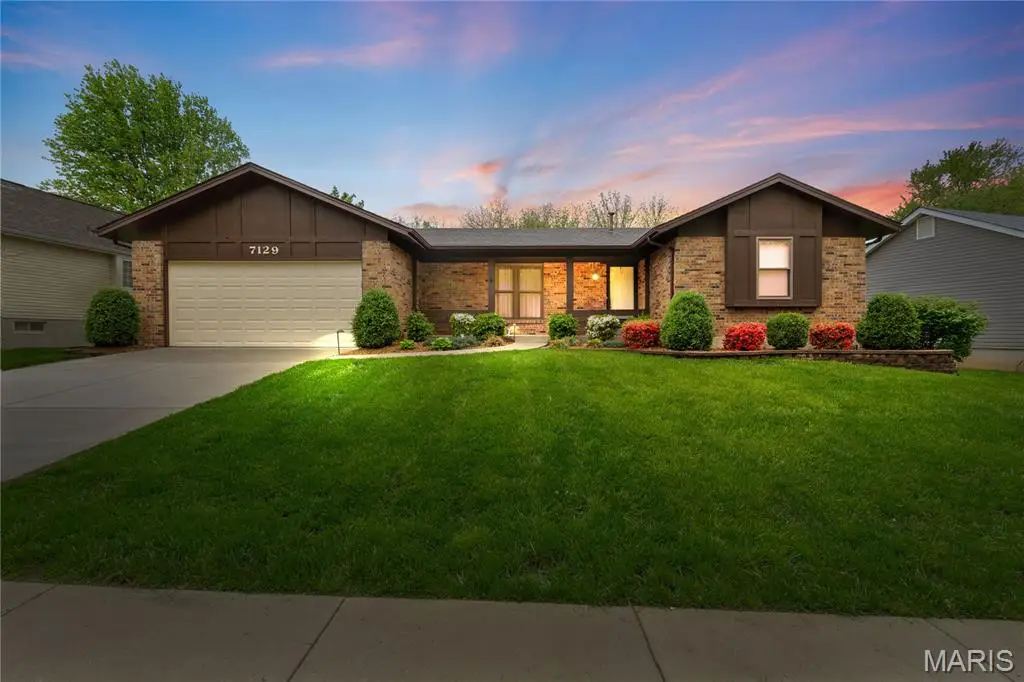 7129 Tall Oak Drive, Saint Louis, MO 63129 - #1