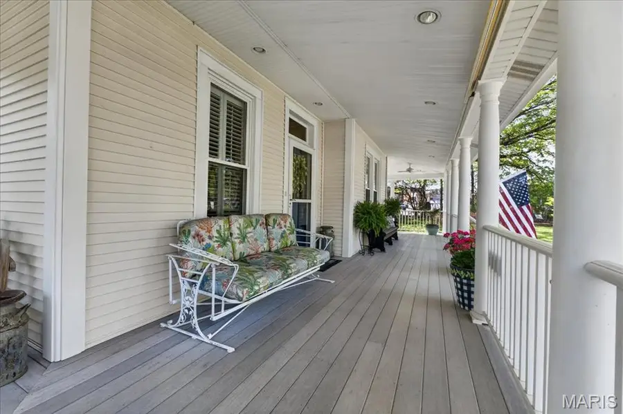 108 N Old Orchard Avenue, Webster Groves, MO 63119 - #3