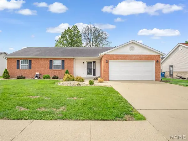 837 Kendra Ann Drive, Swansea, IL 62226