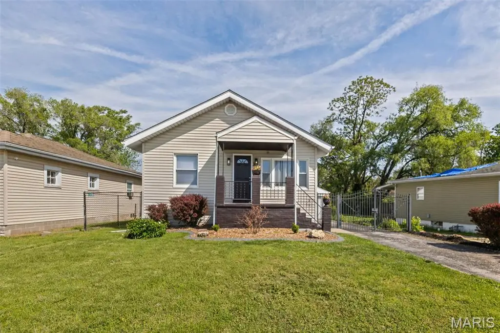 3209 Louisiana Drive, East Saint Louis, IL 62205 - #1