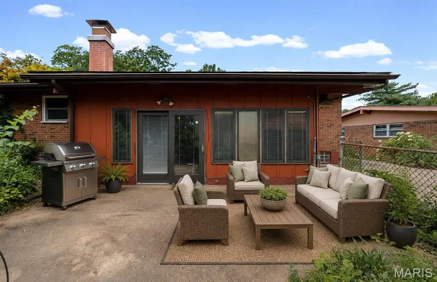 508 Crestvale Drive, Saint Louis, MO 63119 - #2