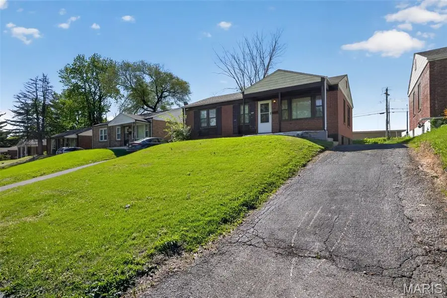 238 Emerling Drive, Saint Louis, MO 63121 - #2