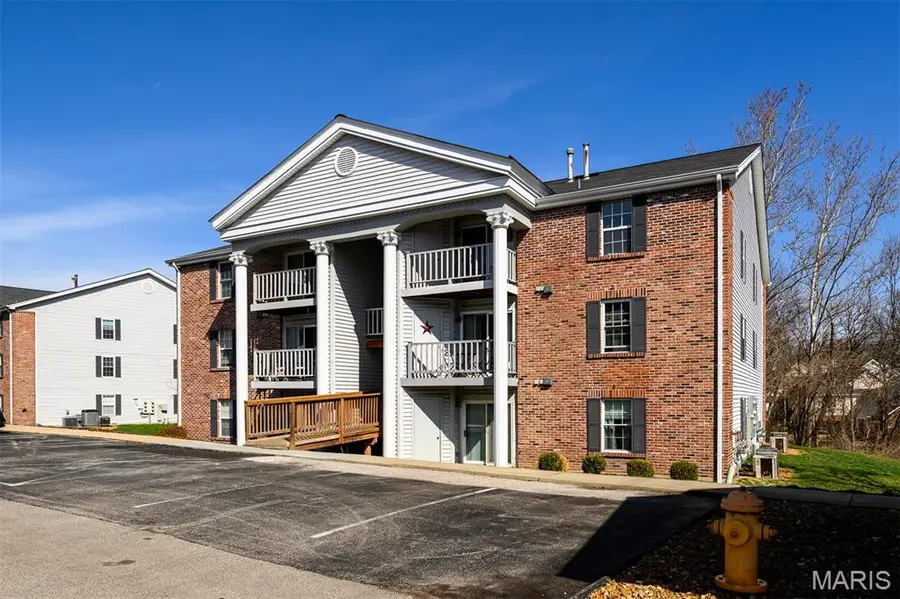 7415 Triwoods Drive #D, Saint Louis, MO 63119 - #3