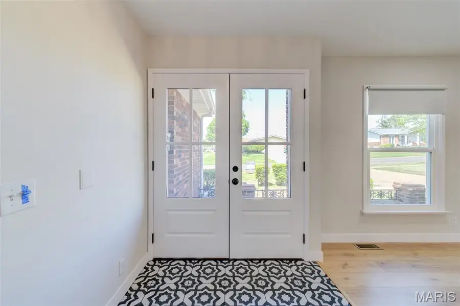 2060 Aqueduct Drive, Florissant, MO 63033 - #3