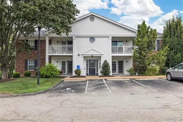 905 Hanna Place Court #A, Manchester, MO 63021