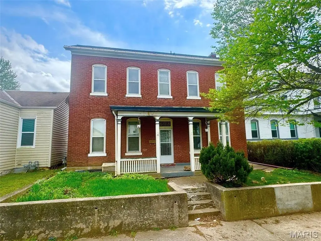 608 Adams, Quincy, IL 62301 - #1