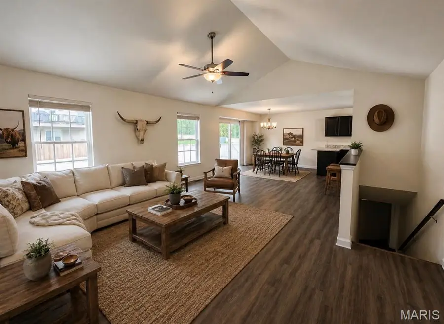 1005 Busch Drive, Warrenton, MO 63383 - #3