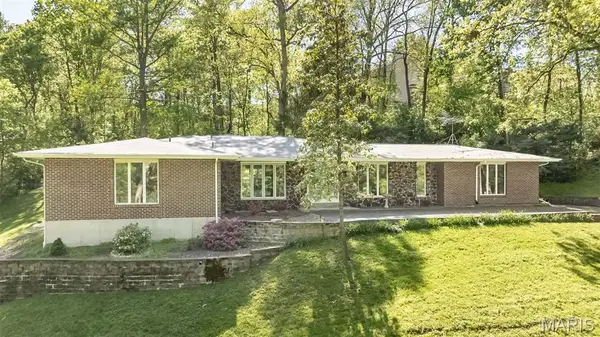 4200 Wincliff Drive, St Charles, MO 63304