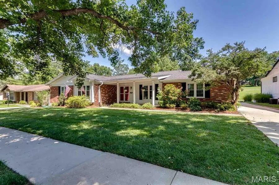 713 Barham Down Drive, Ballwin, MO 63011 - #2