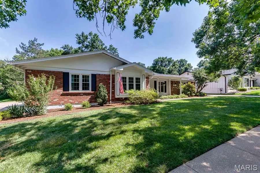 713 Barham Down Drive, Ballwin, MO 63011 - #3