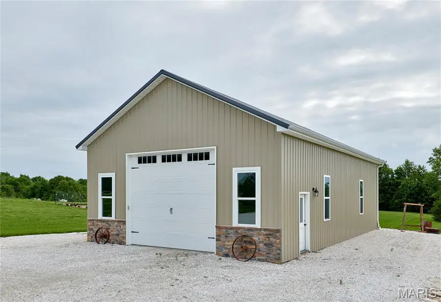 106 Charlie Road, Troy, MO 63379 - #3