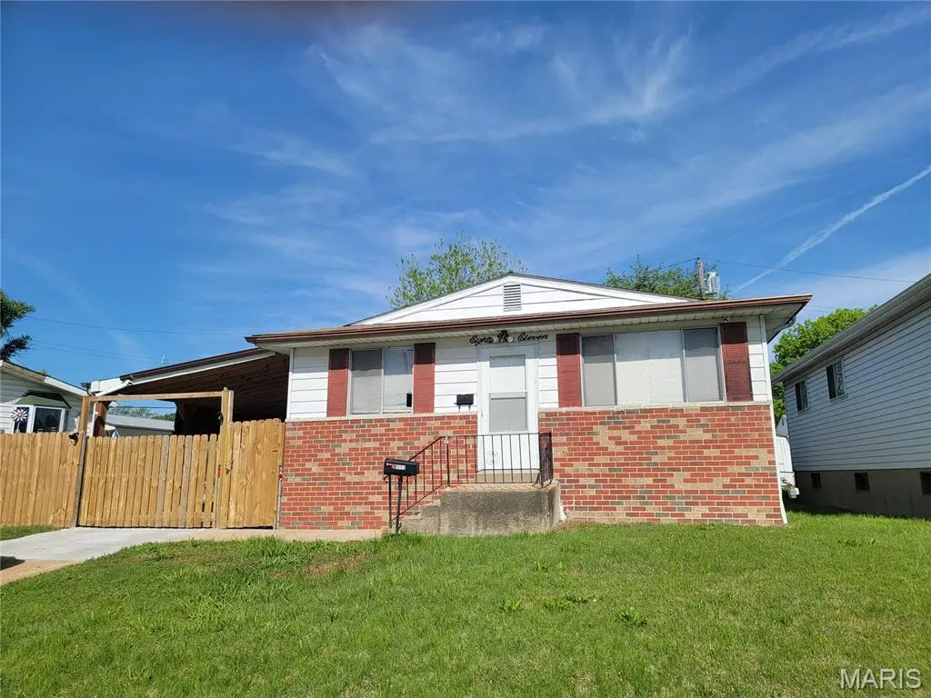 8111 Southpark Court, Saint Louis, MO 63125 - #1