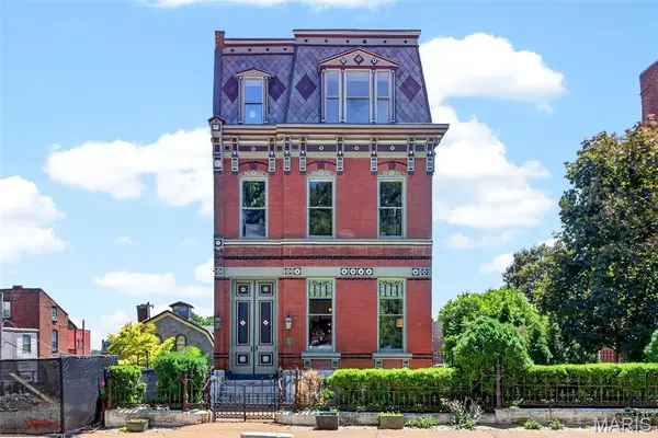2612 S 12th Street, St Louis, MO 63118