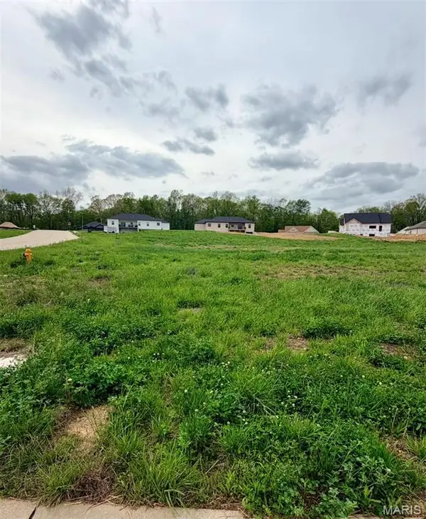 204 Summerfield Way, Cape Girardeau, MO 63701