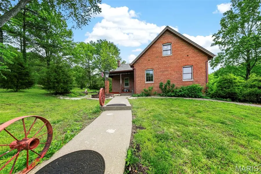 737 Lost Creek Lane, Washington, MO 63090 - #2