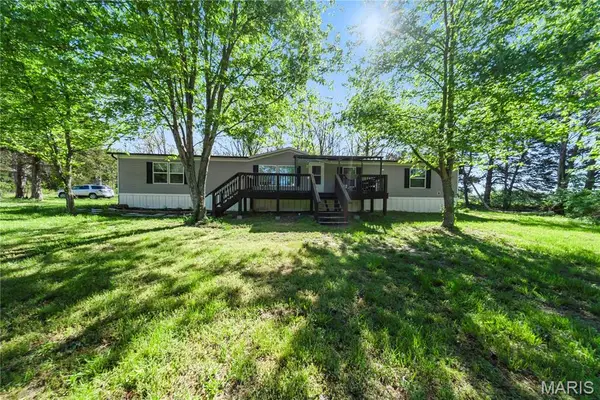 21350 County Road 1000, St James, MO 65559