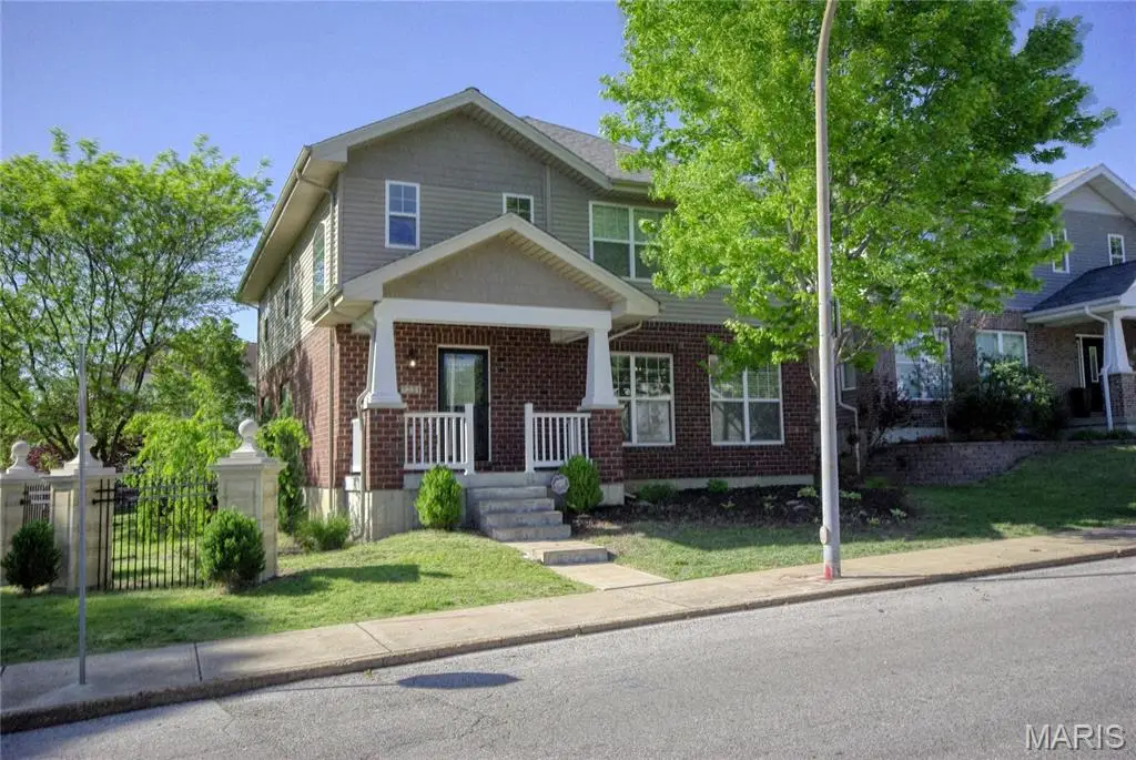 7221 Field Avenue, Saint Louis, MO 63116 - #1