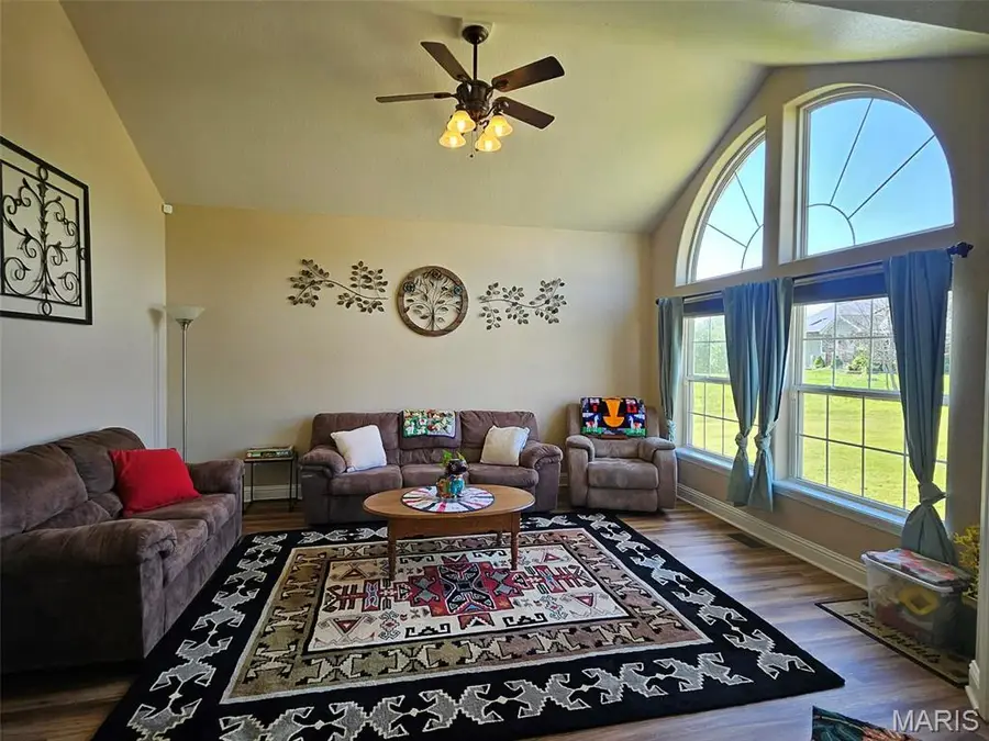 146 Vernon Street, Saint Robert, MO 65584 - #3