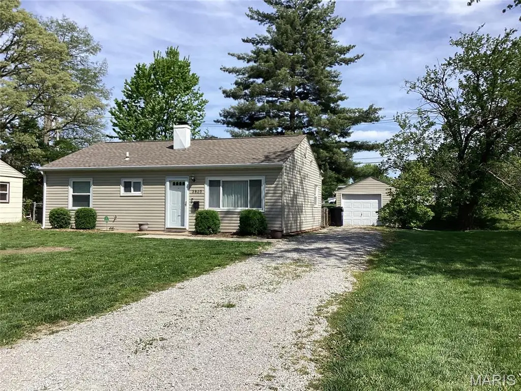 3805 Little Flower Lane, Belleville, IL 62226 - #1
