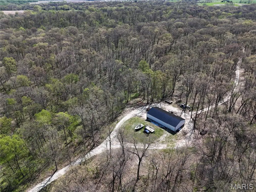 1194 Shelby 185, Philadelphia, MO 63463 - #1