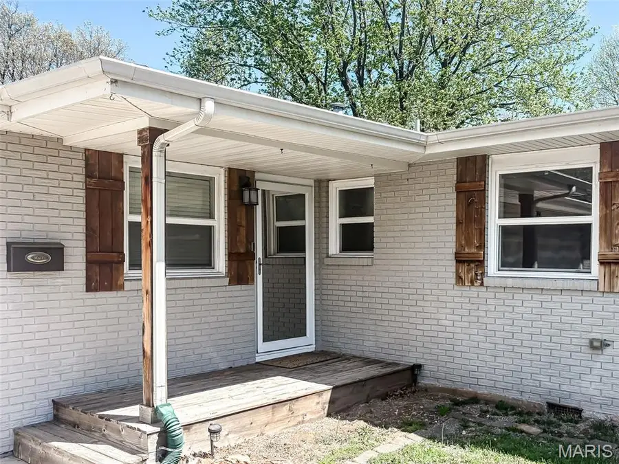 1043 E Edgewood Street, Springfield, MO 65807 - #3