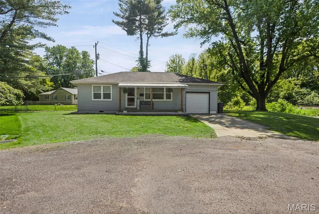 3700 Michelle Drive, Belleville, IL 62226 - #1