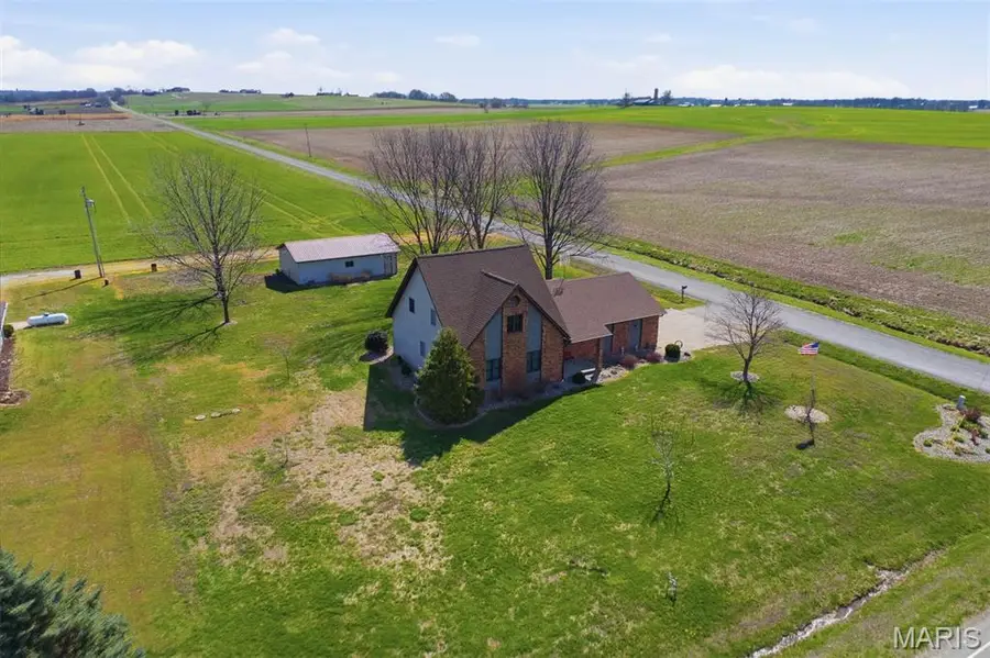 13005 Oil Field Road, Bartelso, IL 62218 - #3