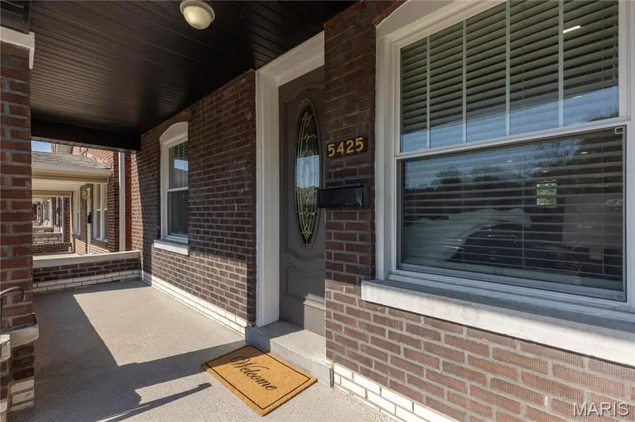 5425 Bates Street, Saint Louis, MO 63116 - #2
