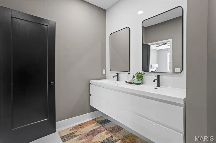 2258 S Jefferson Avenue, Saint Louis, MO 63104 - #2