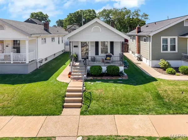 5446 Dempsey Avenue, St Louis, MO 63110