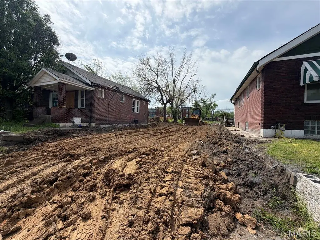 4816 Highland Avenue, Saint Louis, MO 63113 - #1