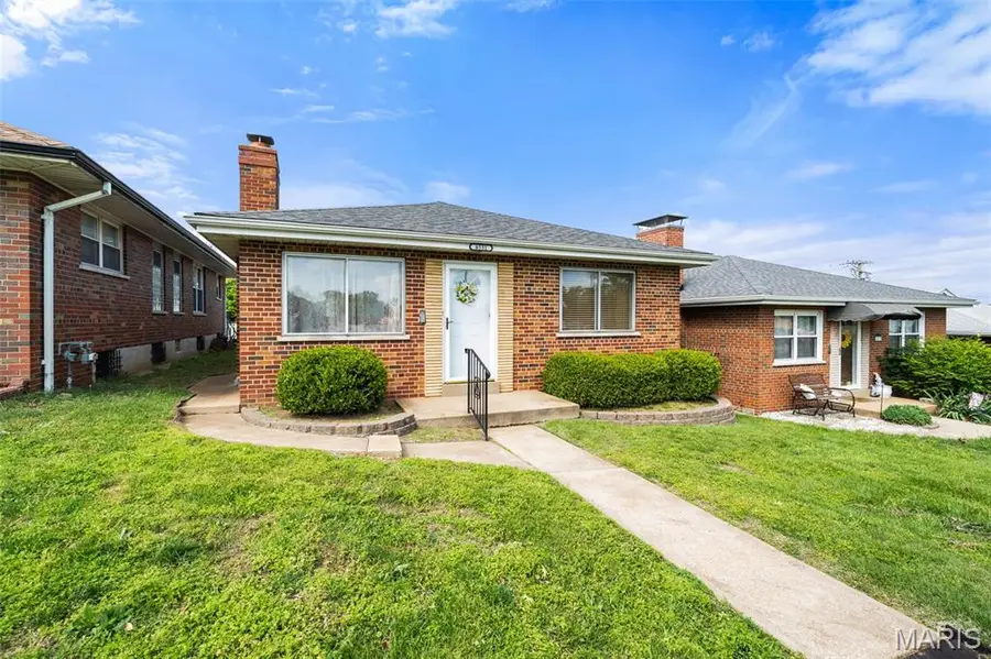 6531 Bancroft Avenue, Saint Louis, MO 63109 - #3