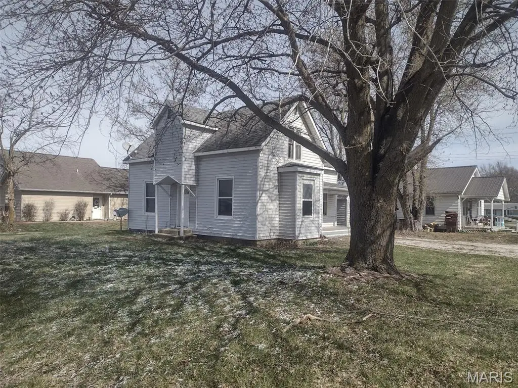 702 N Allen Street, Montgomery City, MO 63361 - #1
