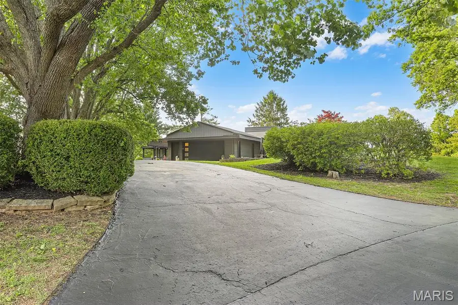 7 Talisman Way Drive, Florissant, MO 63034 - #3