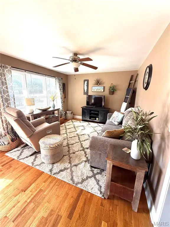 315 S Main Street, Bowling Green, MO 63334 - #2