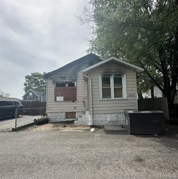 3976 Eichelberger Street, St Louis, MO 63116