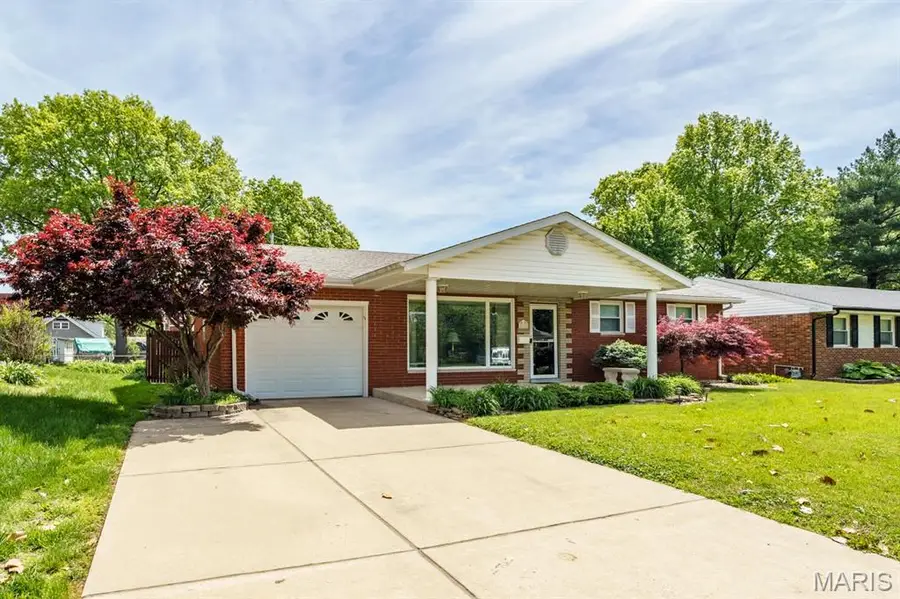 18 Cambridge Drive, Granite City, IL 62040 - #3