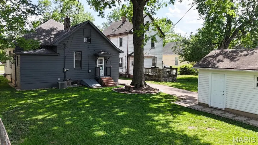 2311 Edison Avenue, Granite City, IL 62040 - #3