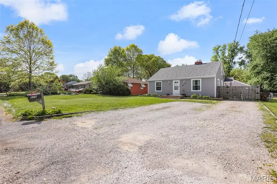 829 Oakdale Drive, East Alton, IL 62024 - #2