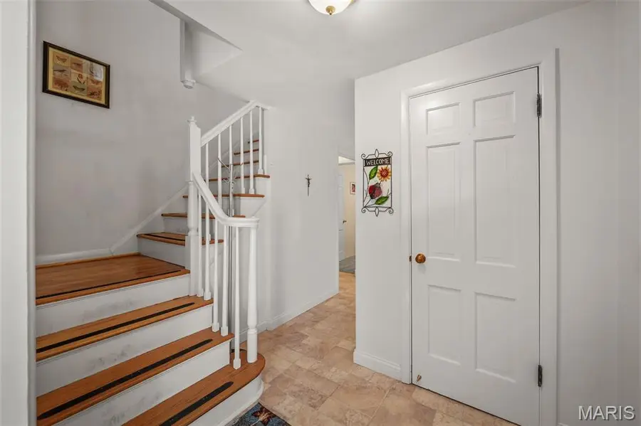 801 Fairdale Avenue, Rock Hill, MO 63119 - #2