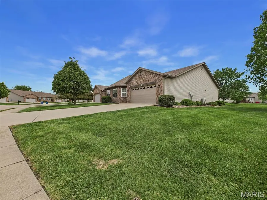 44 Brooks Drive, Bethalto, IL 62010 - #3