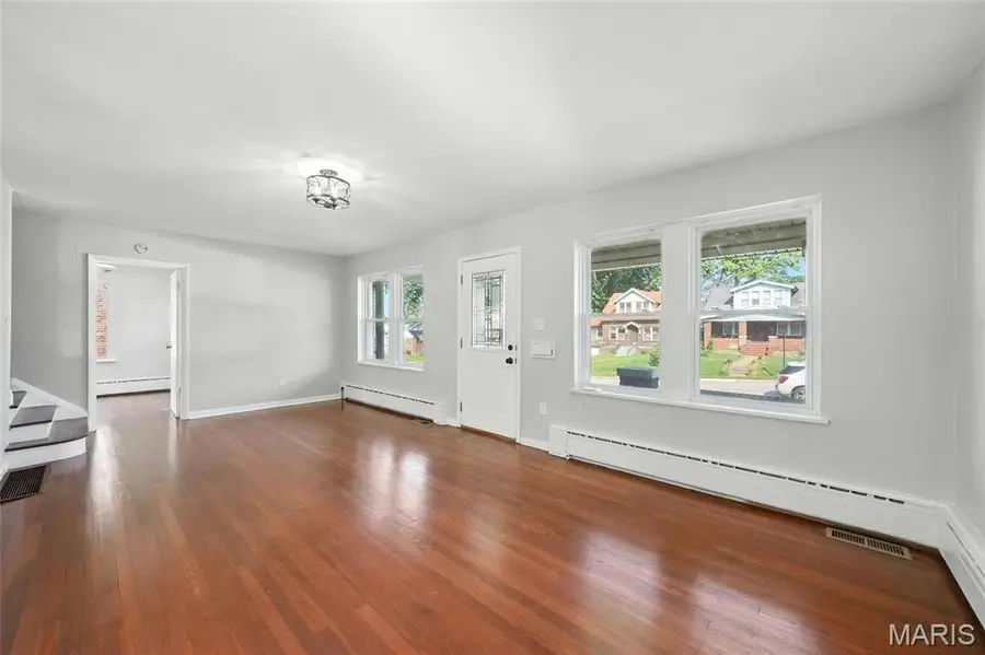 3604 Ridgedale Avenue, Saint Louis, MO 63121 - #3