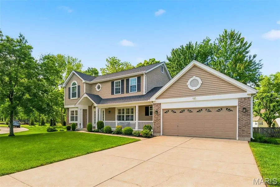 2412 Parkmoor Court, Des Peres, MO 63021 - #3