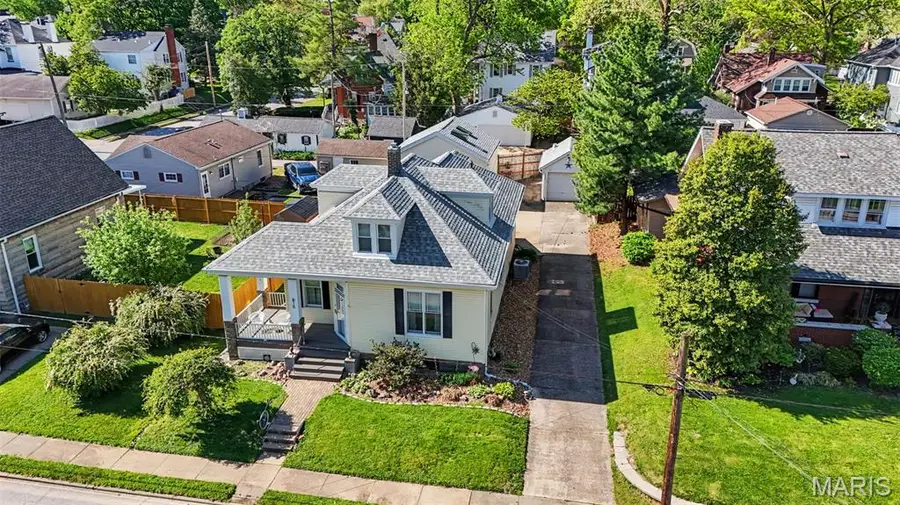 815 Adams Street, Saint Charles, MO 63301 - #3