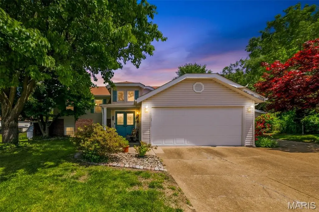 2425 Farnham Court, Florissant, MO 63033 - #1