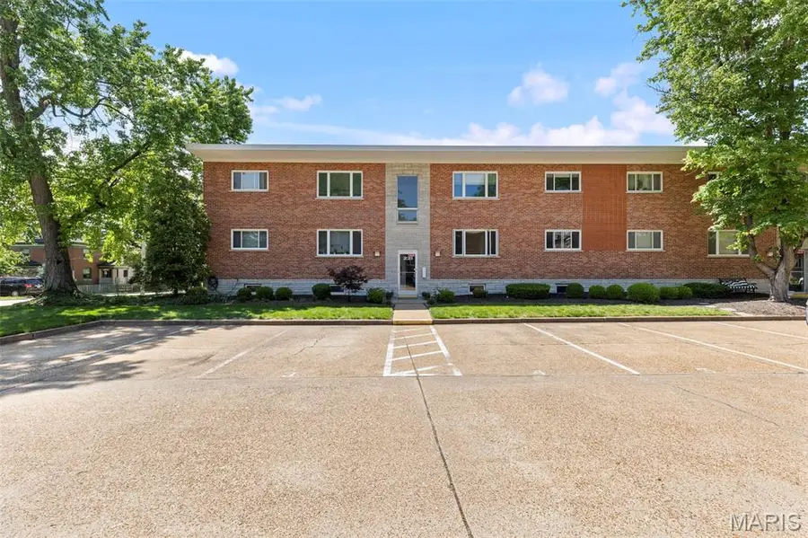 221 Monclay Court #2N, Saint Louis, MO 63122 - #2
