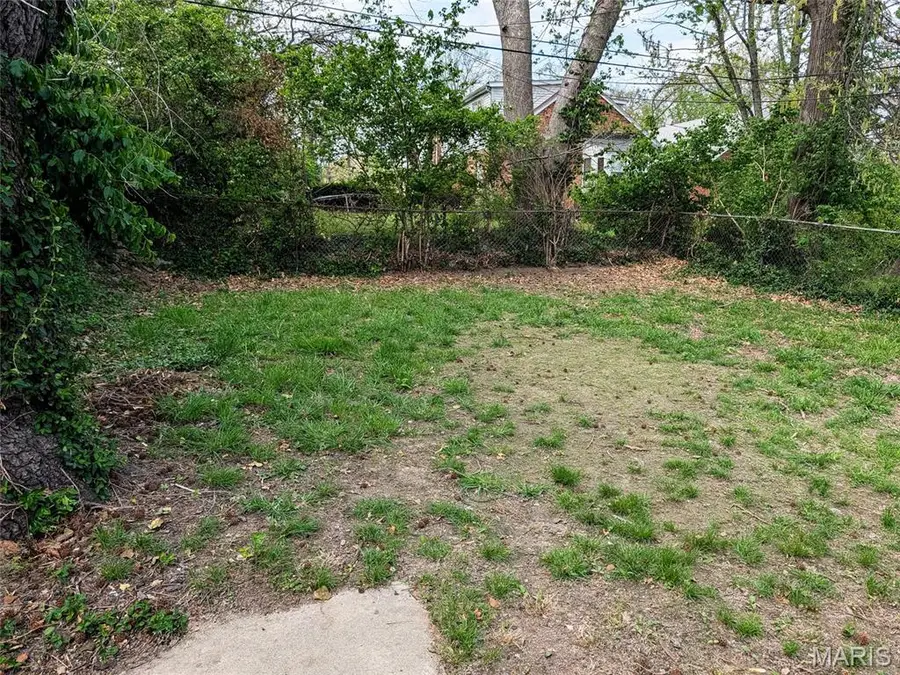 Address Withheld By Seller, Beverly Hills, MO 63121 - #3